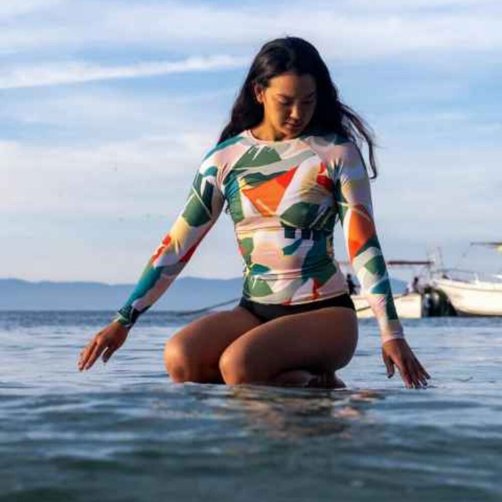 Seea Women's Long Sleeve Rash Guard in White, Green, Orange